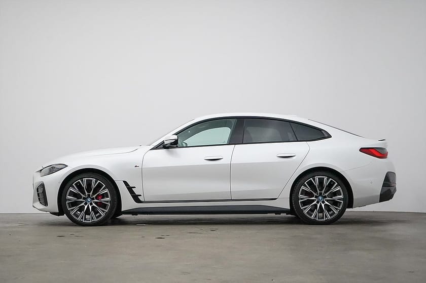 Bild 3 av BMW i4 eDrive40 Gran Coupé / 340hk / M-Sport Pro / H/K / 360