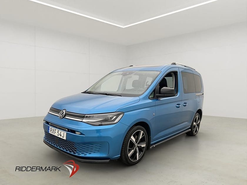 Bild 3 av Volkswagen Caddy Life 4M Cockpit Pano Värm B-Kamera CARPLAY