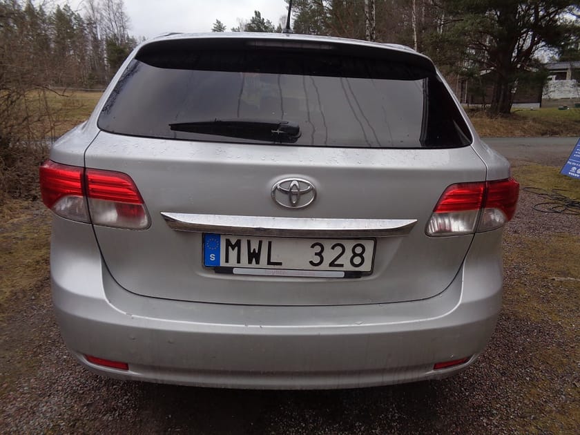 Bild 4 av Toyota Avensis Kombi 2.0 D NYBES  U.A./BACKKAMERA/MV/FINANS/INBYTE