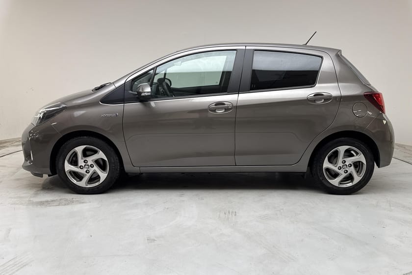 Bild 2 av Toyota Yaris Hybrid 1.5 HSD 5dr (101hk) Active Backkamera