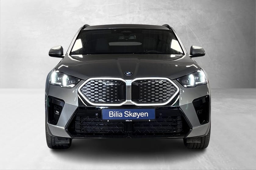 Bilde 2 av BMW iX2 xDrive20