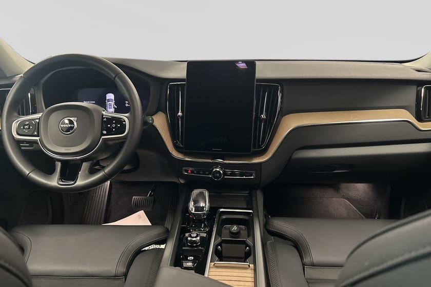 Bild 5 av Volvo XC60 T6 Plus Dark Nordic Edition