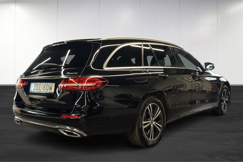 Bild 4 av Mercedes-Benz E 220 T d 4MATIC 