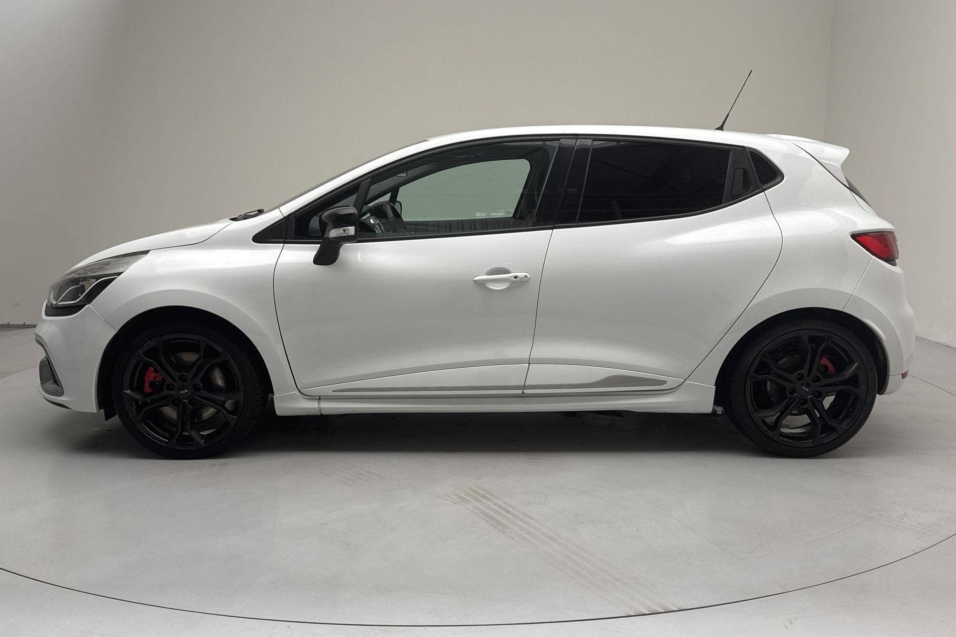 Renault Clio RS 2015, bild 2/10