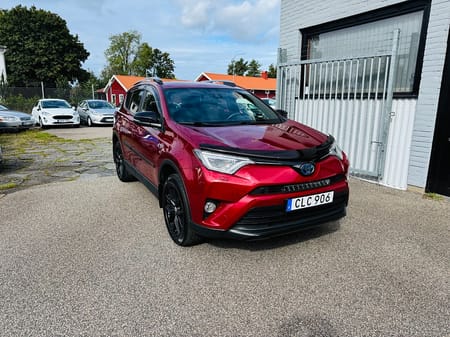 Toyota RAV4 Hybrid 2.5 VVT-i 197HK AWD-i X-EDITION / DRAG / VÄRMARE