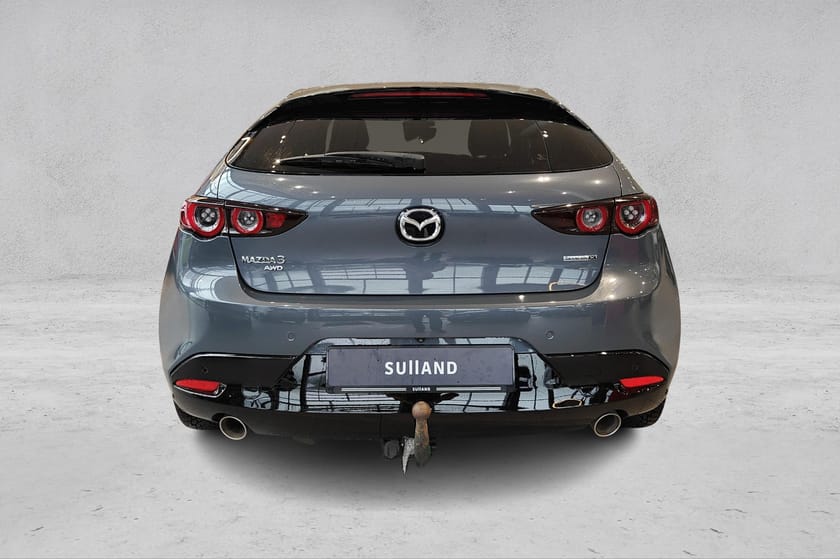 Bilde 4 av Mazda 3 Hatchback 2.0 180HK 4x4 Automat I Cosmo I Hengerfeste I BOSE