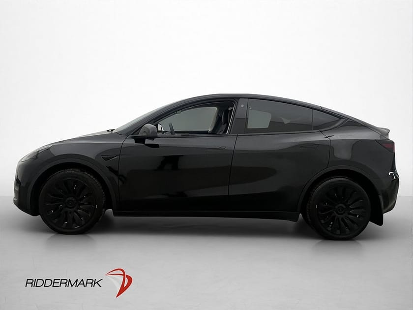 Bild 5 av Tesla Model Y Long Range AWD Svensksåld Dragkrok MOMS