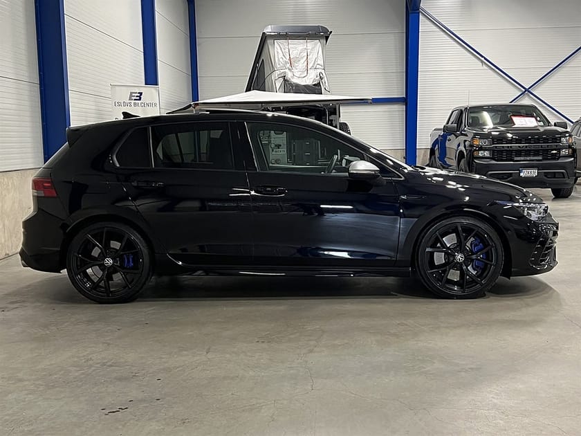 Bild 3 av Volkswagen Golf R 2.0 TSI 4M DSG 320 HK / Taklucka / Digital cockpit /