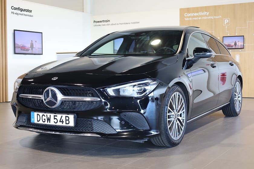 Bild 1 av Mercedes-Benz CLA 200 Shooting Brake 7G-DCT Panorama Kamera Läder Navi