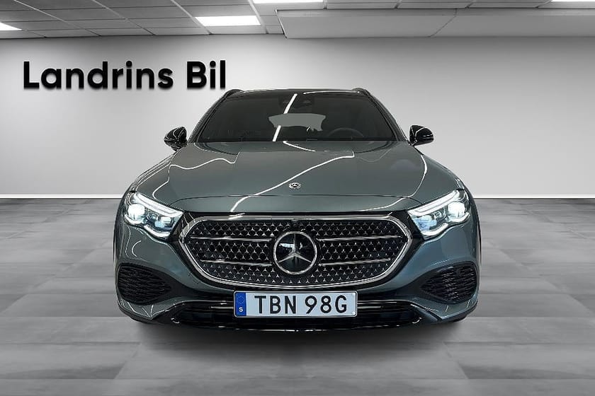 Bild 2 av Mercedes-Benz E 300 de 4MATIC All-Terrain All-Terrain,Premium,panorama,drag,MOMS