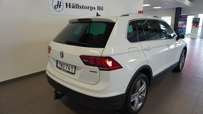Bild 3 av Volkswagen Tiguan 2.0 TDI/4Motion/INFÄLLBAR DRAG/B-KAMERA/ELBAKLUCKA