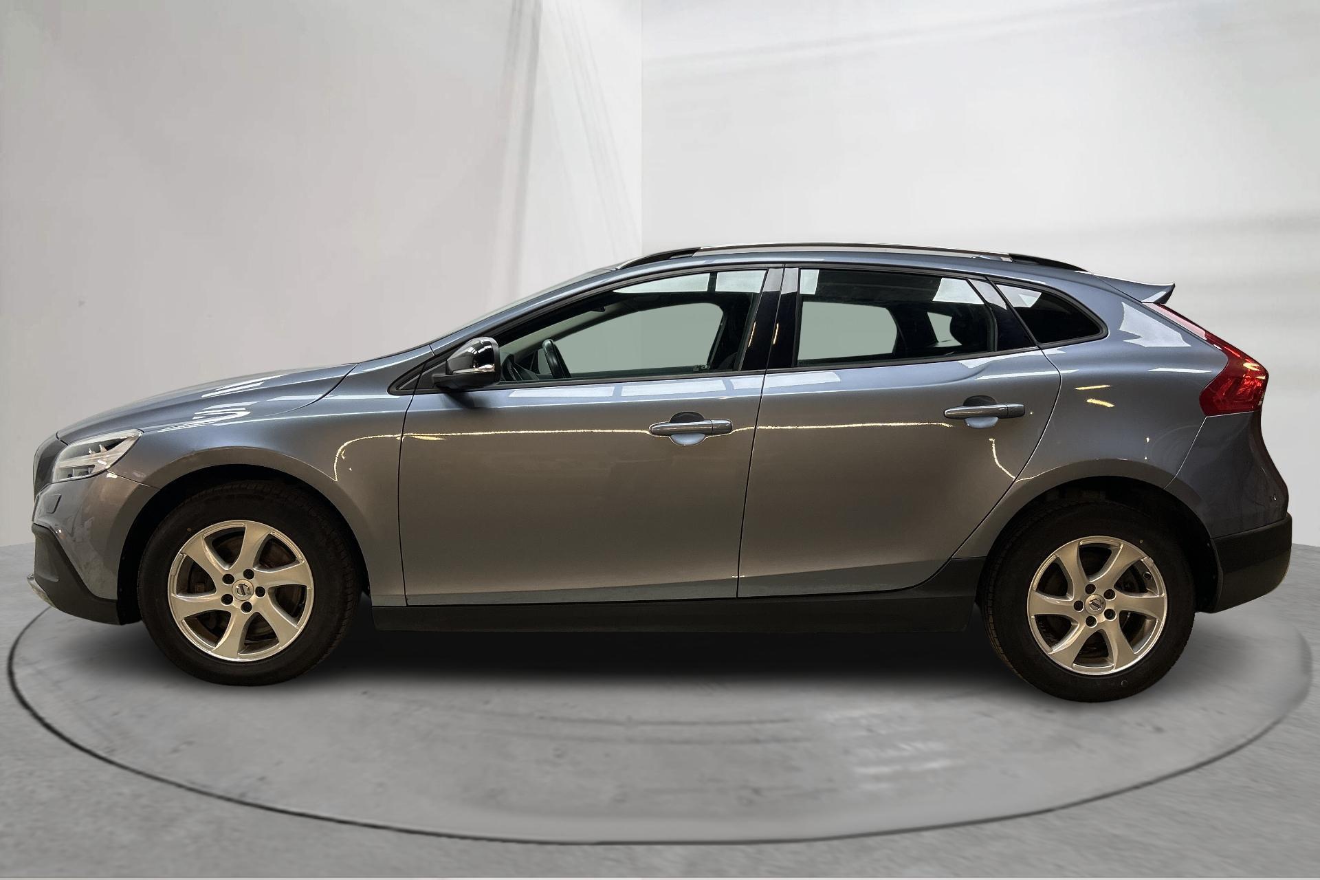 Volvo V40 Cross Country D3 Manuell 2018, bild 2/10