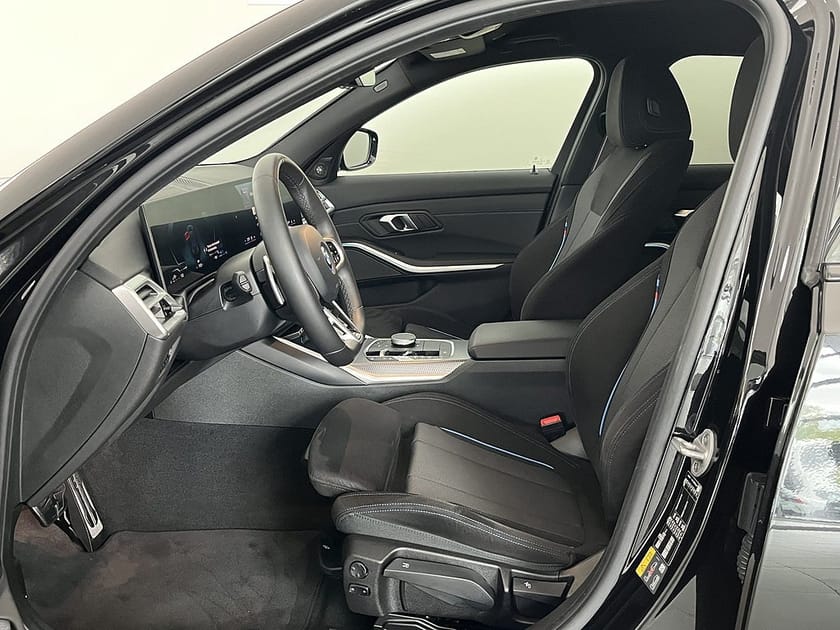 Bild 5 av BMW 330e xDrive Sedan M Sport Pro H/K Drag Comfort Access