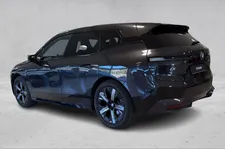 Thumnail bilde 2 av BMW iX xDrive40