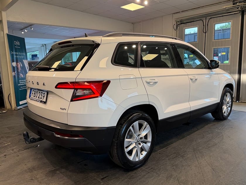 Bild 4 av Škoda Karoq Skoda 2.0 TDI 4x4 Ambition Drag Värmare Extraljus 150hk