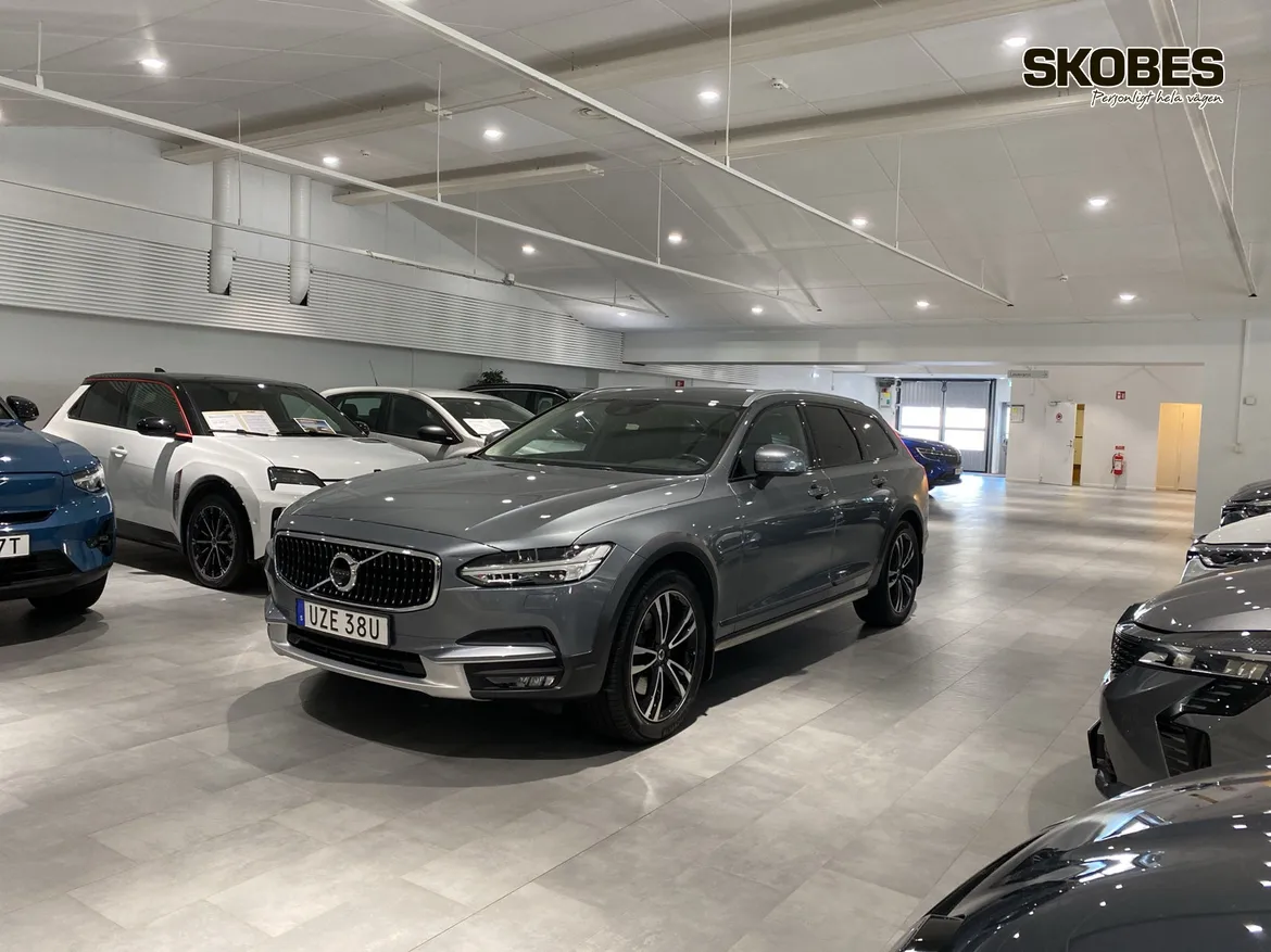 Volvo V90 Cross Country