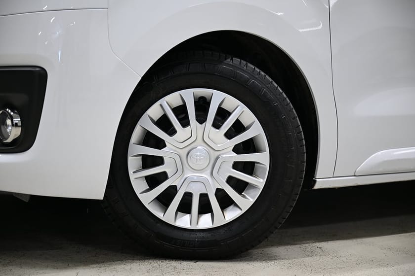 Bild 3 av Toyota Proace Verso 2.0 D-4D 144HK Lång|9-Sits|Dubbeldörr|Lågmil|Leasbar