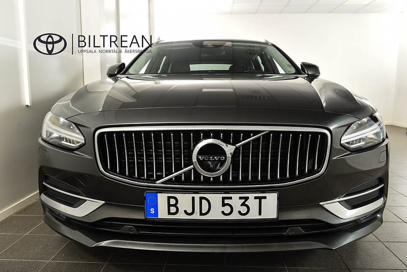 Bild 4 av Volvo V90 D5 AWD Geartronic Inscription Bowers 360-Kamera