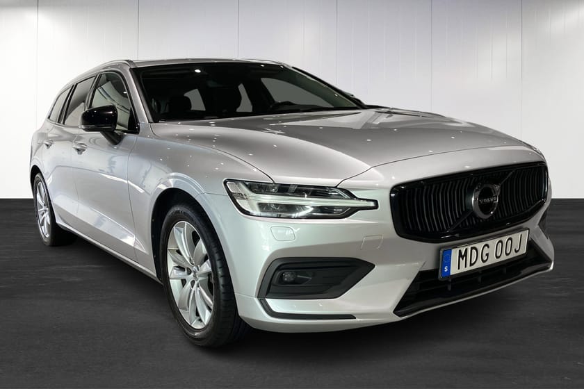 Bild 2 av Volvo V60 D3 AWD Aut Momentum Panorama Värmare