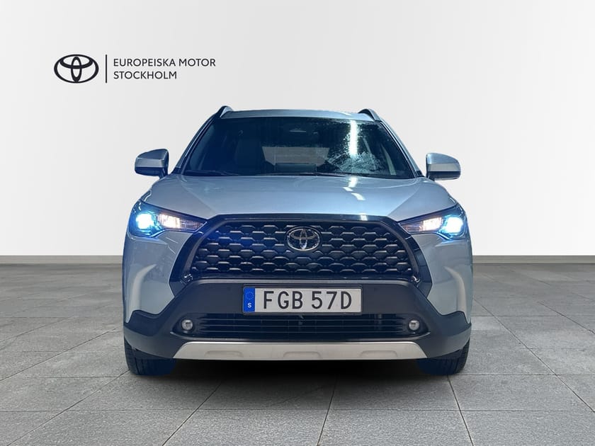Bild 5 av Toyota Corolla Cross Hybrid AWD-i 2,0 ACTIVE PLUS V-HJUL P-SENSORER