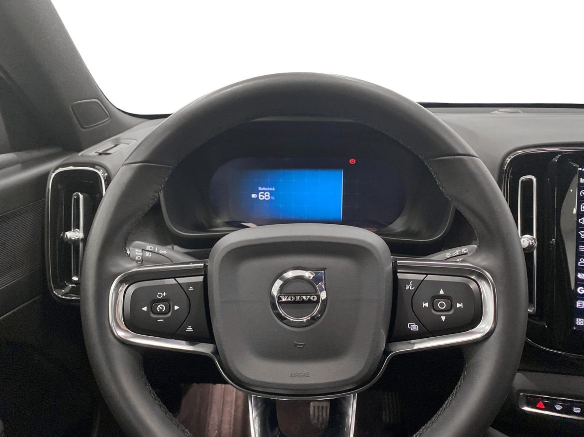 Volvo XC40 2023 - miniatyr 10