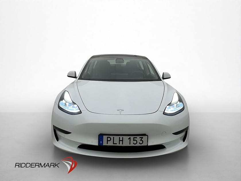 Bild 3 av Tesla Model 3 Long Range AWD Autopilot Svensksåld