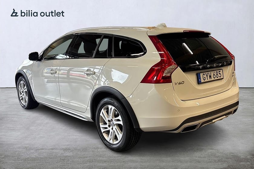Bild 3 av Volvo V60 Cross Country D4 AWD Geartronic Summum Business Edition /Värmare /