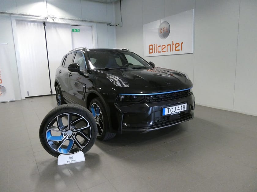 Bild 1 av Lynk & Co 01 PHEV Pano-360°-Värmare-Infinity-Navi-SoV