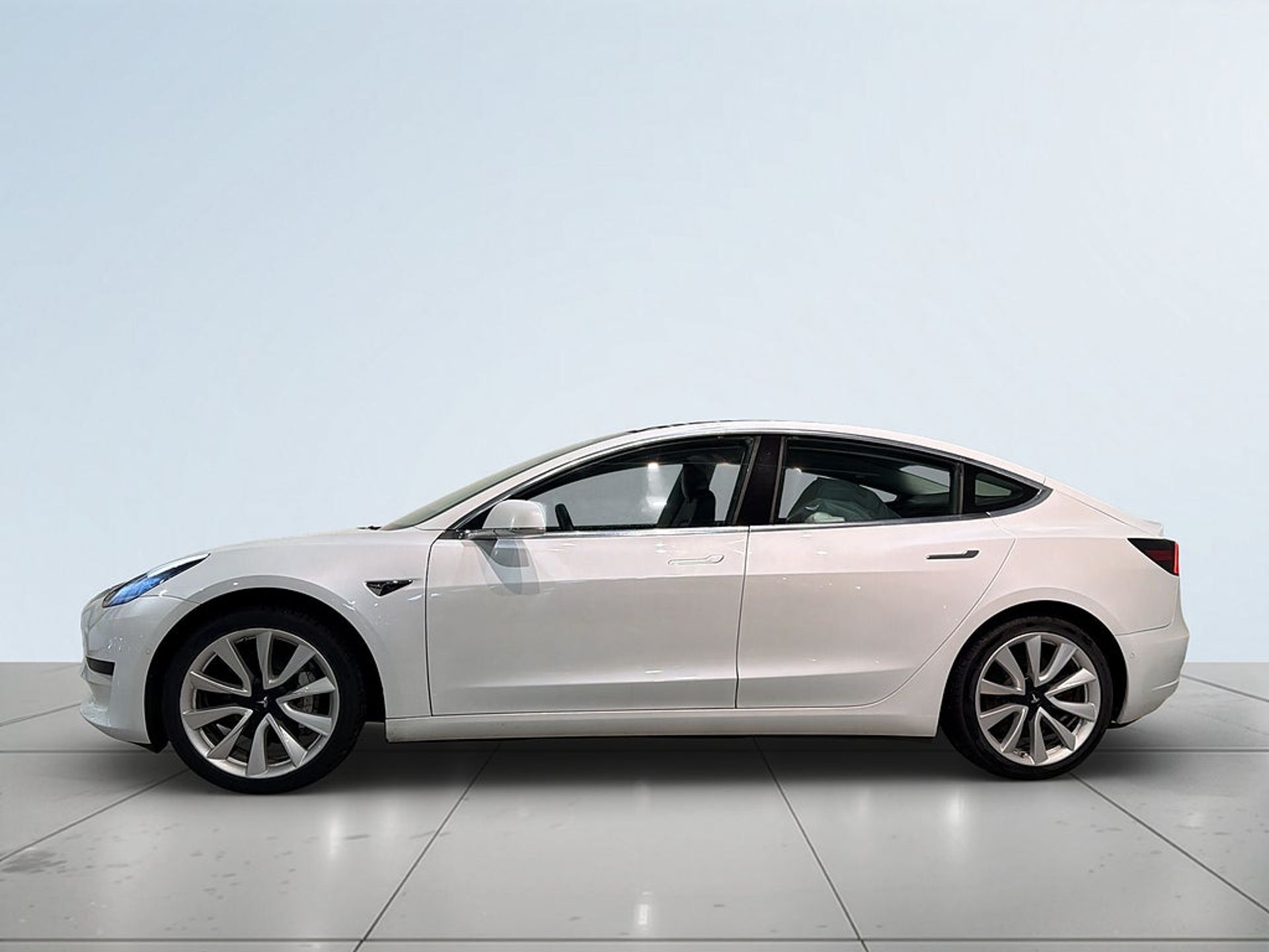 Tesla Model 3 Standard Range Plus 2020, bild 4/10