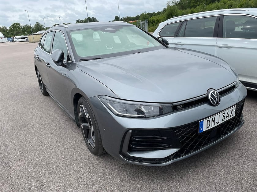 Bild 2 av Volkswagen Passat Sportscombi 4MOTION R-LINE TDI 193HK 4x4