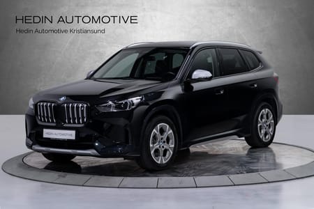 BMW iX1 xDrive30 Charged