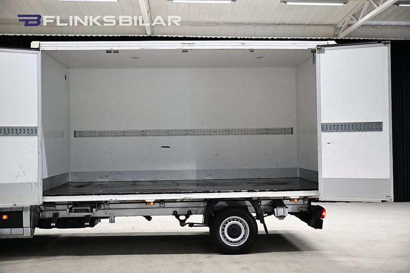 Bild 4 av Volkswagen Crafter Chassi 140HK Automat|Volymskåp|Öppningsbar-sida|Lågmil|Leasbar