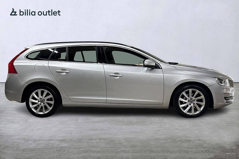 Bild 5 av Volvo V60 D4 aut Momentum BE 181hk Navi P-värm PDC KamremBytt