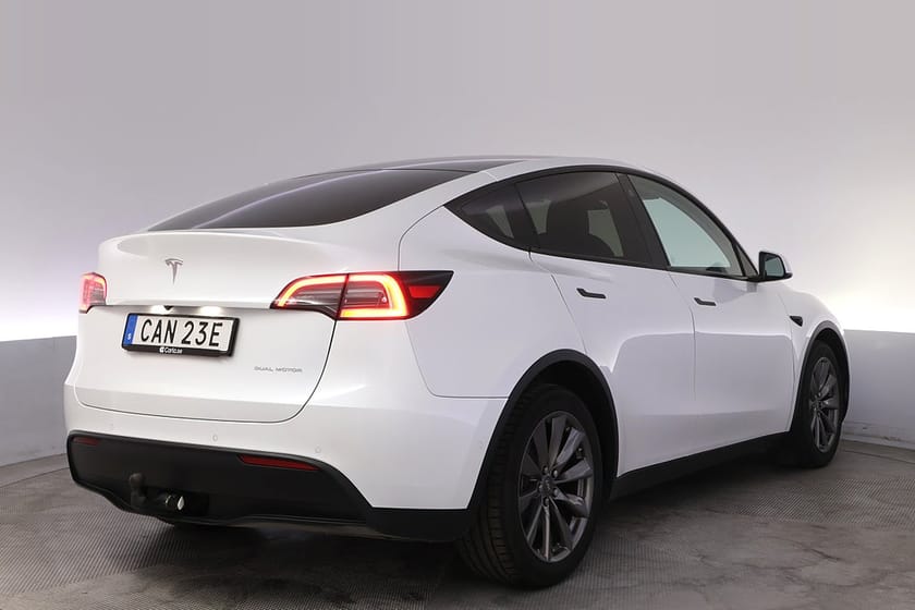 Bild 5 av Tesla Model Y Long Range AWD Uppg. Autopilot Panorama Drag