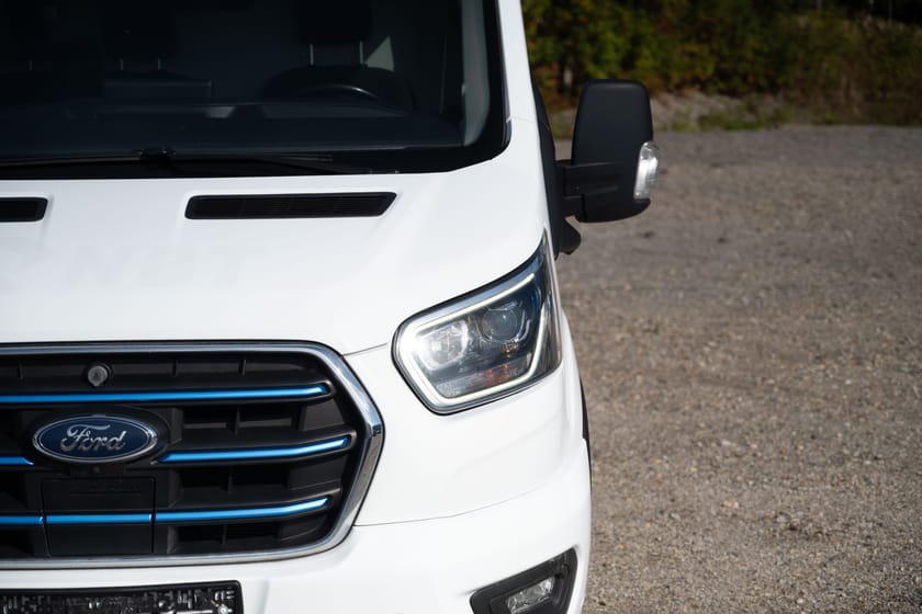 Bilde 4 av Ford E-Transit 350 BEV 269hk L3 Trend RWD Auksjon! Les tekst!