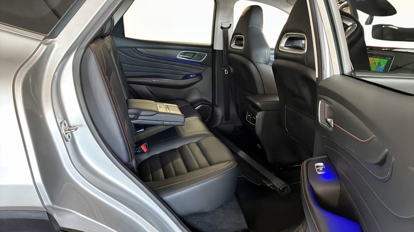 Bild 5 av MG EHS PHEV 258hk Luxury PANO Läder 360° CarPlay