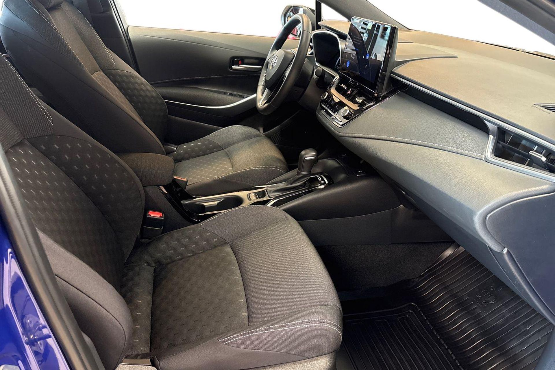 Toyota Corolla Touring Sports Hybrid 2025, bild 7/10