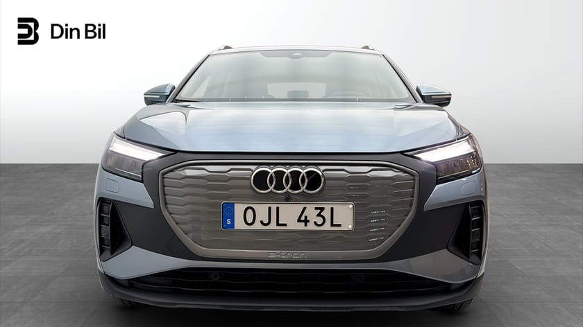 Bild 4 av Audi Q4 40 e-tron 204HK Cockpit / Carplay