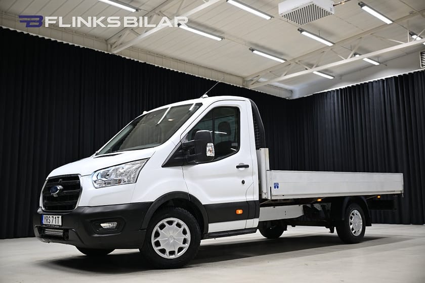 Bild 1 av Ford Transit 350 Chassi Cab 170HK L4 Långflak|Automat|Backkamera|NyKamrem|Moms