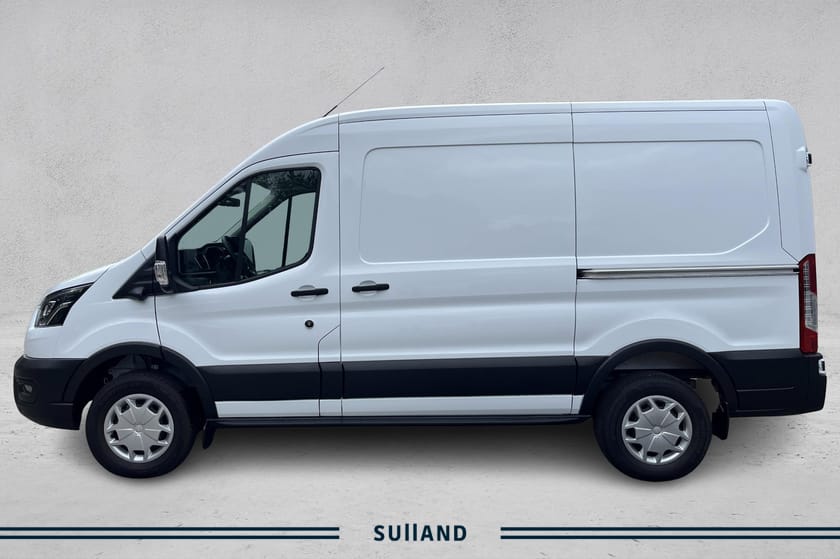 Bilde 2 av Ford E-Transit 425 309km WLTP L2H2 360°kam 3 seter 1358KG nyttelast!