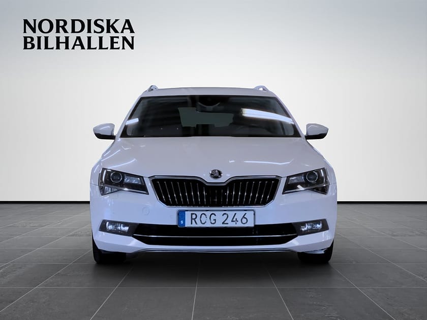 Bild 3 av Škoda Superb Kombi