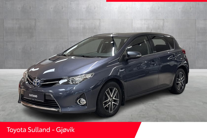 Bilde 1 av Toyota Auris Hybrid Ny service / Ny EU / Sommer/vinterhjul