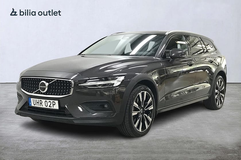 Bild 1 av Volvo V60 Cross Country B5 AWD Bensin Plus 250hk Navi Drag BLIS P-värm H/K MOMS