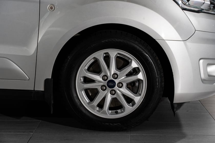 Bilde 5 av Ford Transit Connect 240 LWB L2 Krok| Ryggekamera| Takstativ| Ny service EU og rute