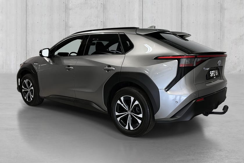 Bilde 5 av Toyota bZ4X Executive | 4WD | JBL | Skinn | Krok | 360kam | Norsk