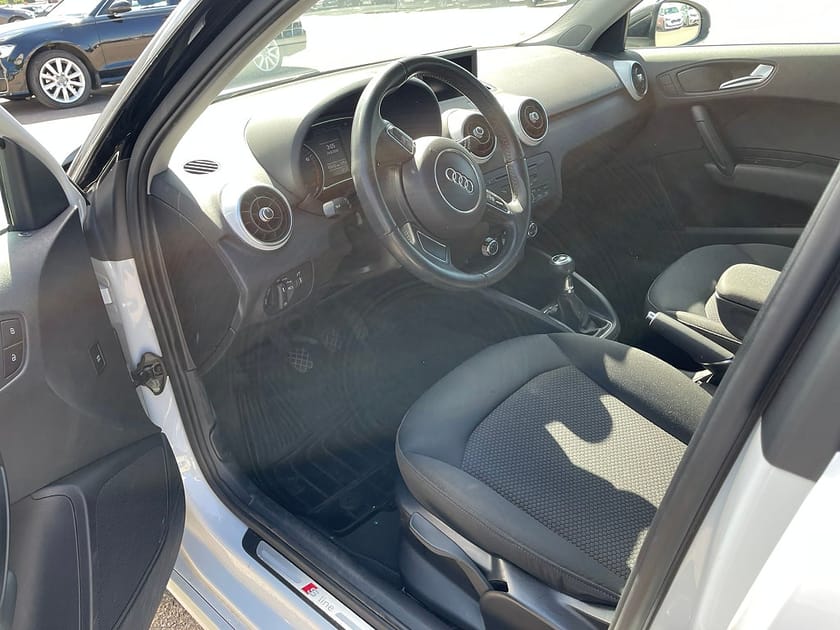 Bild 5 av Audi A1 Sportback S-Line TFSI 86HK