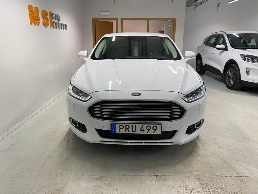 Bild 2 av Ford Mondeo 2.0 TDCi 180Hk Powershift Business P-värme Navi