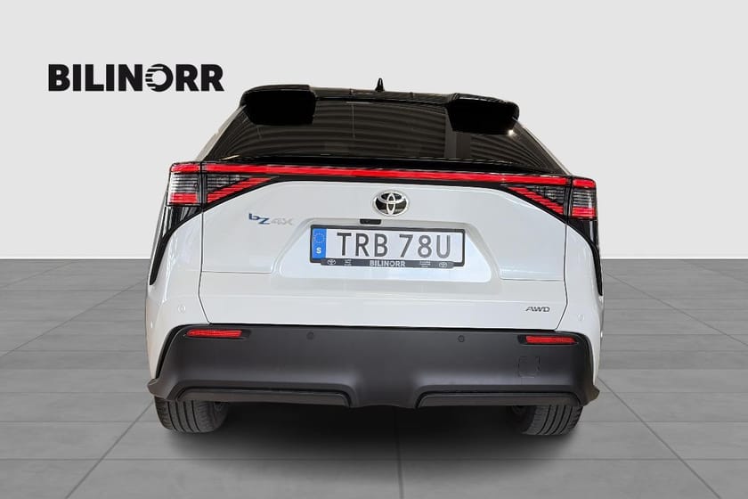 Bild 4 av Toyota bZ4X AWD EXECUTIVE 20" GLASTAK JBL