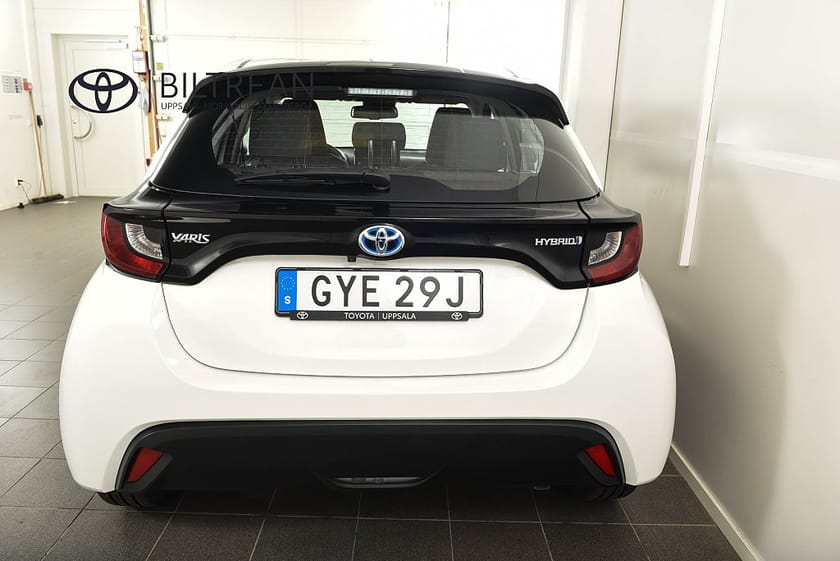 Bild 4 av Toyota Yaris Hybrid Elhybrid Active Komfortpaket Backkamera Rattvärme