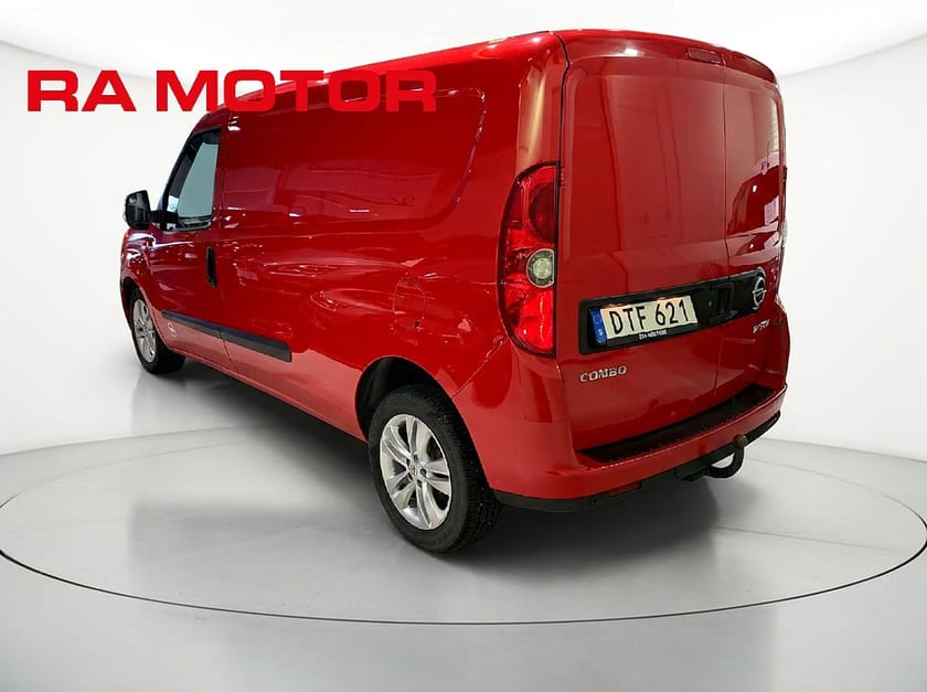 Bild 4 av Opel Combo Van 2.4t 1.6 CDTI | Värmare | Drag | Kamrem bytt |